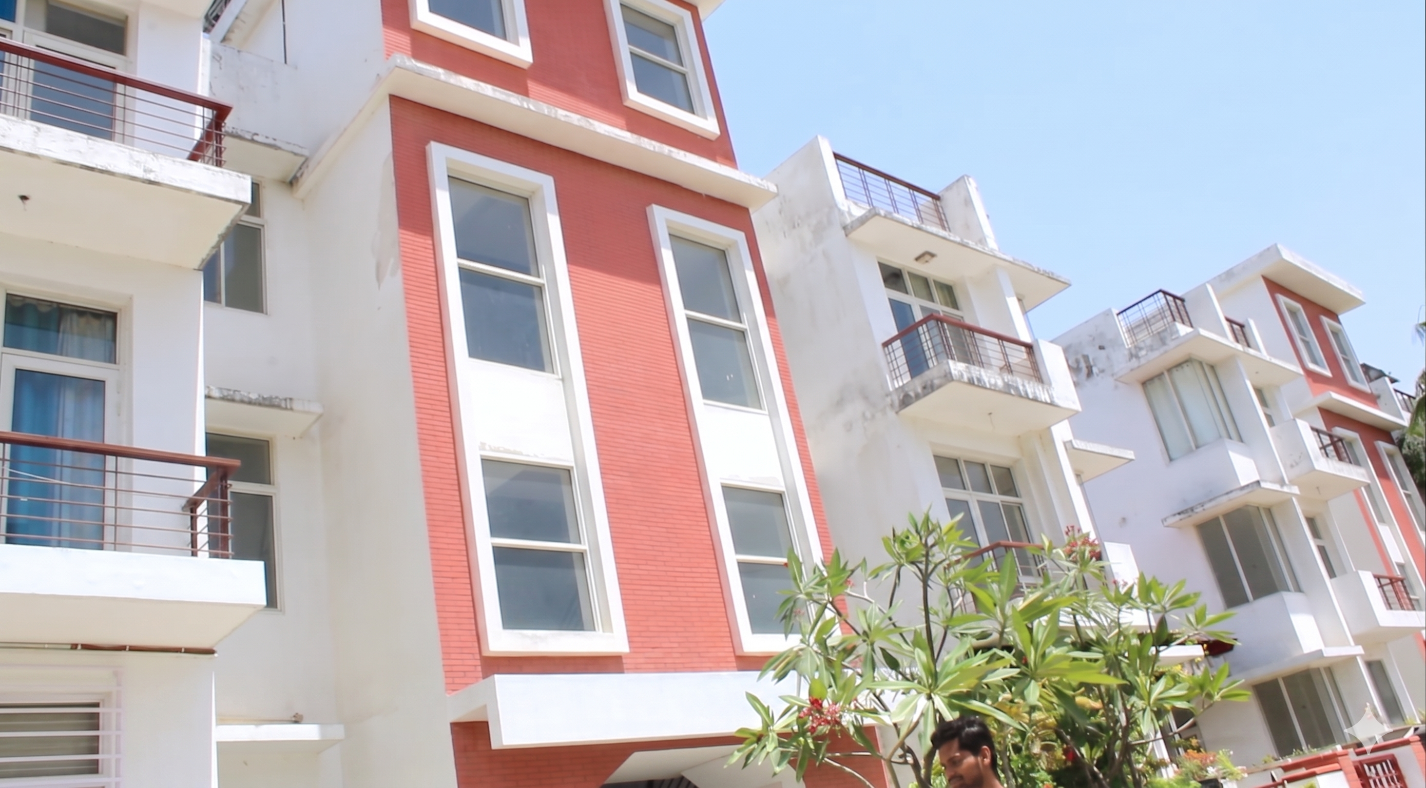3 Bhk Flat for Rent in Palm Floor Sector-J2